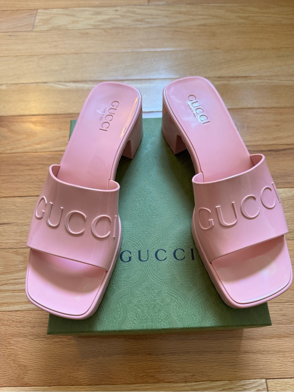 Gucci Pink Logo Block Heel Slides - Picture 1 of 7
